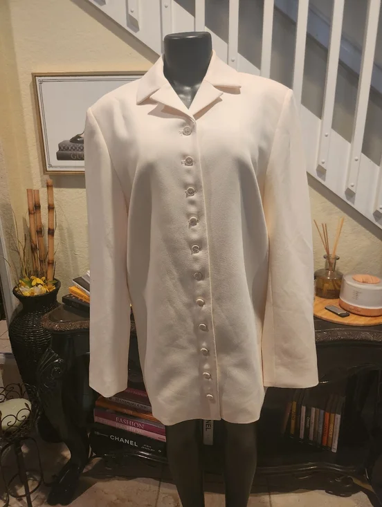 Dissh Ryker Cream Oversized Blazer size 4 - Picture 3 of 5